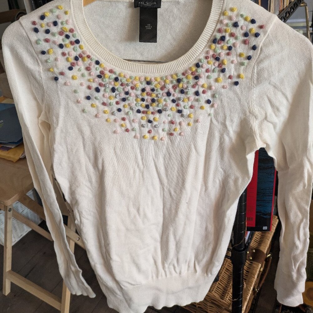 Vintage Spring Cream-Colored Sweater with Colorful Buds (Ann Taylor - XS)